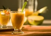 Абрикосовый фраппе с мороженым