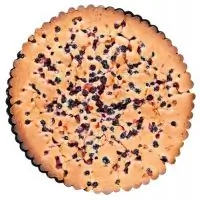 Клафути с черникой и миндалем