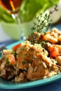 Курица в пиве с рисом