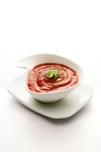 Томатный соус, приготовленный в микроволновке