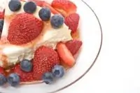 Чизкейк из рикотты со свежими ягодами