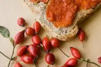 Джем из шиповника по итальянски