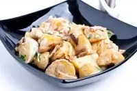 Теплый картофельный салат на гриле