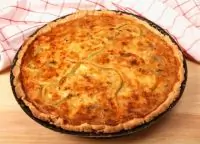 Мясной пирог с хреном в микроволновой печи