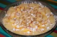 Легкий пирог с фруктами