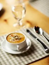 Суп из батата с чили и Грюйером