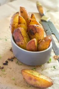 Лимонный запеченный картофель с орегано