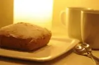 Ореховый кекс с изюмом