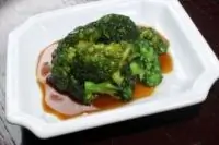 Брокколи в устричном соусе