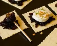 Луковый мармелад с красным вином