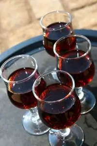 Коктейль с шерри и коньяком