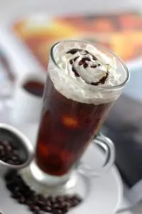 Кофе Фарисей с ромом и взбитыми сливками