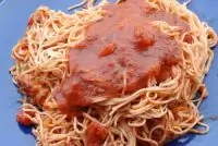 Капеллини с пряным водочным соусом