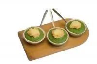 Мусс из шпината с кремом из пармезана