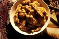 Куриные нагетсы в отрубях