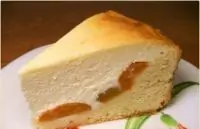 Пирог с творогом и абрикосами