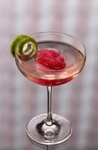 Малиновый и лимонный шербет в шампанском