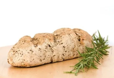 Постный хлеб из спельтовой муки с лимоном и розмарином