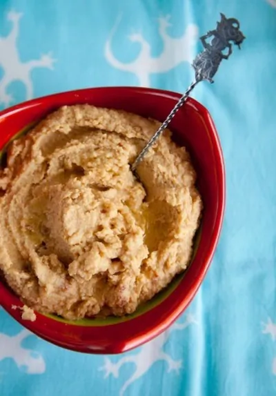 Быстрый паштет из фасоли с грецкими орехами