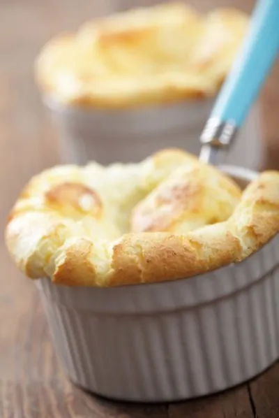 Суфле из спаржи и козьего сыра