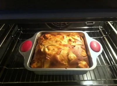 Яблочно-грушевая шарлотка