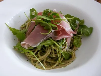 Песто из дикого чеснока с лимоном