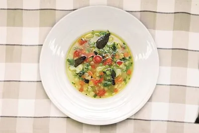 Минестроне с дайконом и укропом