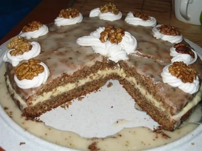 Пражский ореховый торт