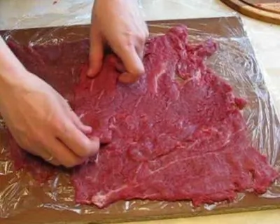 Мясной рулет