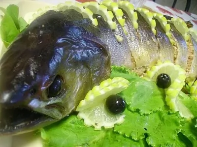 Фаршированная кета (горбуша) в духовке с гарниром