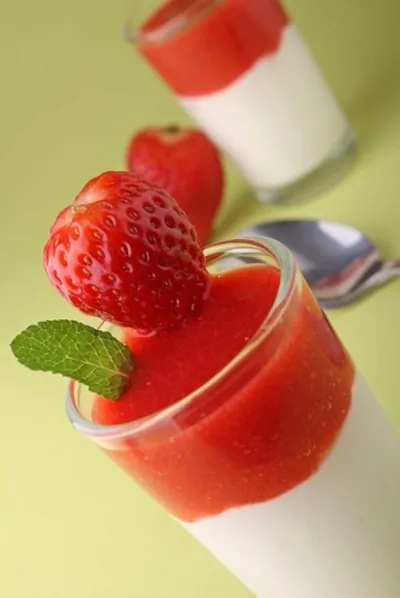 Клубничный соус с текилой