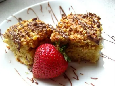 Пирог с лесными орехами