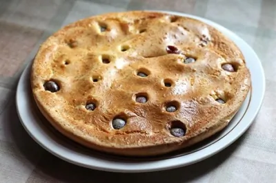 Пирог с черешней