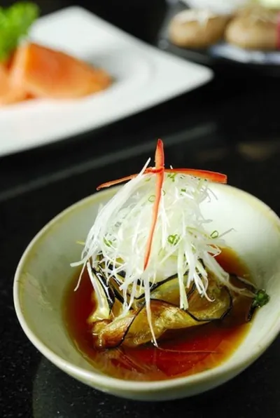 Баклажаны на гриле с гранатовым винегретом