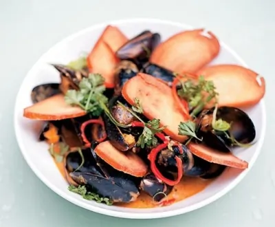 Мидии в соусе карри