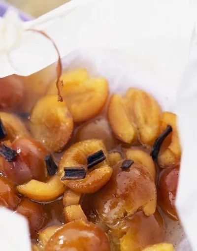 Печеные карамелизованные сливы по итальянски