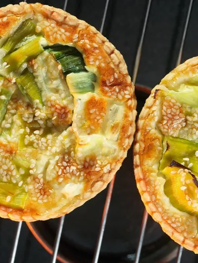 Киш с луком-пореем