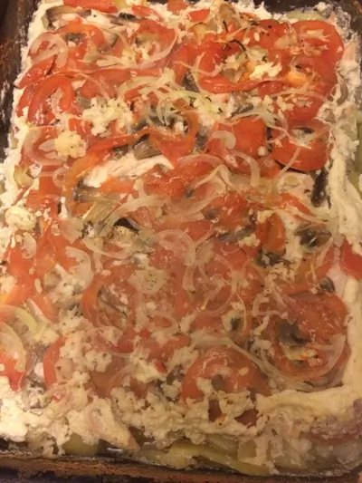 Вегетарианская картошка с грибами в духовке