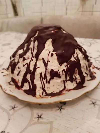 Торт «Панчо» с ананасами и грецкими орехами