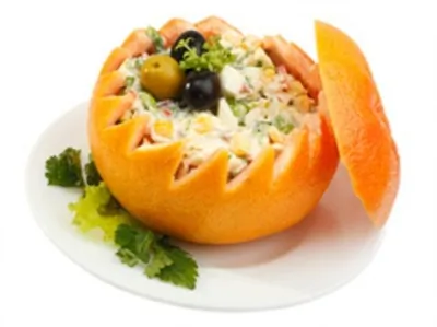 Морепродукты в грейпфруте