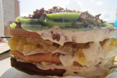 Торт фруктовый