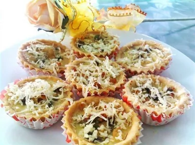 Корзиночки с курицей и прованскими травами