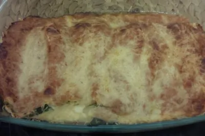 Каннеллони со шпинатом и моцареллой