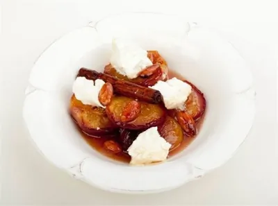 Нектарины с рикоттой