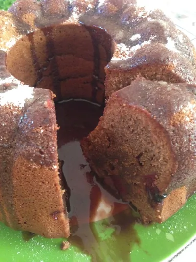 Шоколадный кекс с изюмом