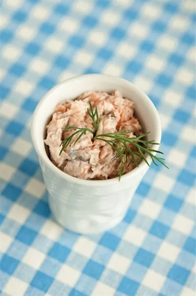 Паштет из копченого лосося