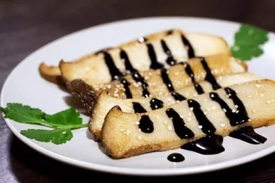 Сашими из королевскими вешенками