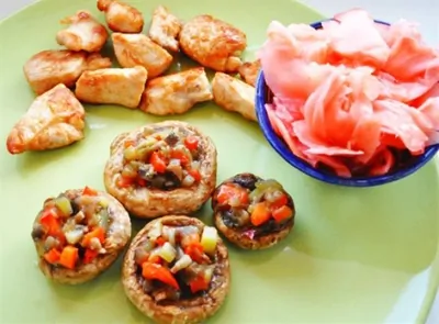 Шампиньоны, фаршированные овощами