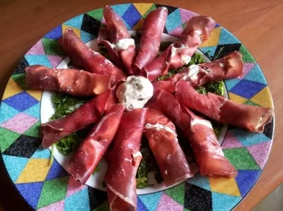 Рулетики из брезаолы с филадельфией и травами