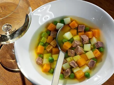 Холодный тыквенный суп с говядиной